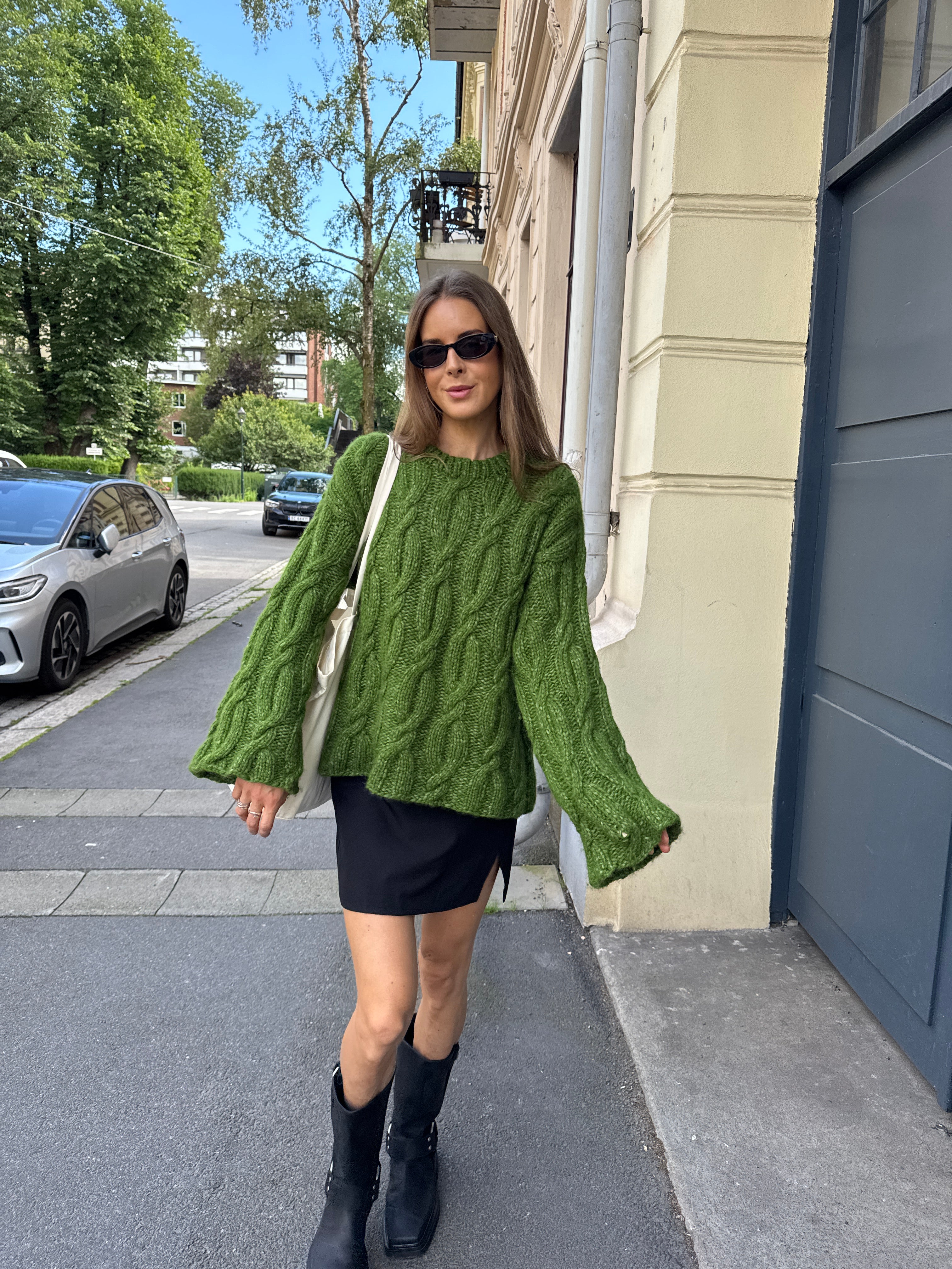 SHE Tokyo ニット Alma Alma Sweater in Graphic Intarsia – L'ENSEMBLE