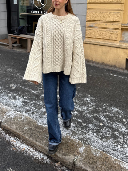 Frøya Sweater