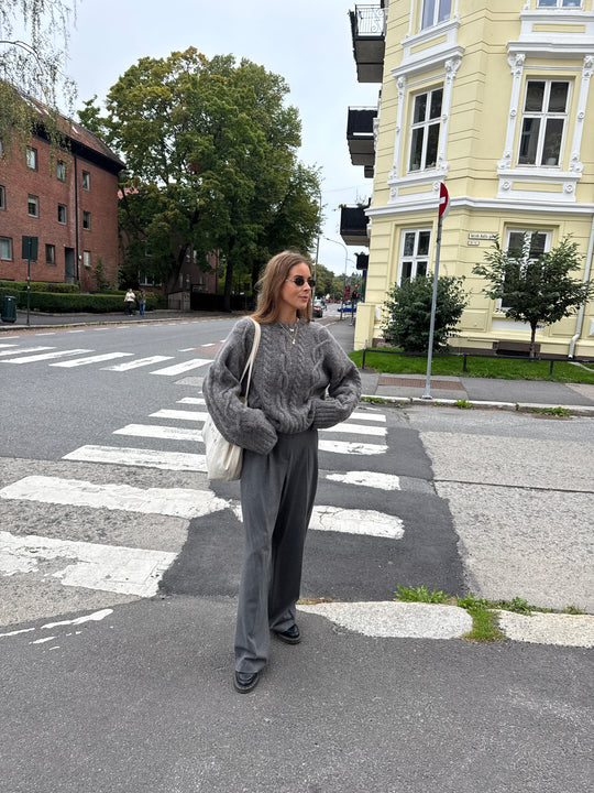 Tyra Sweater