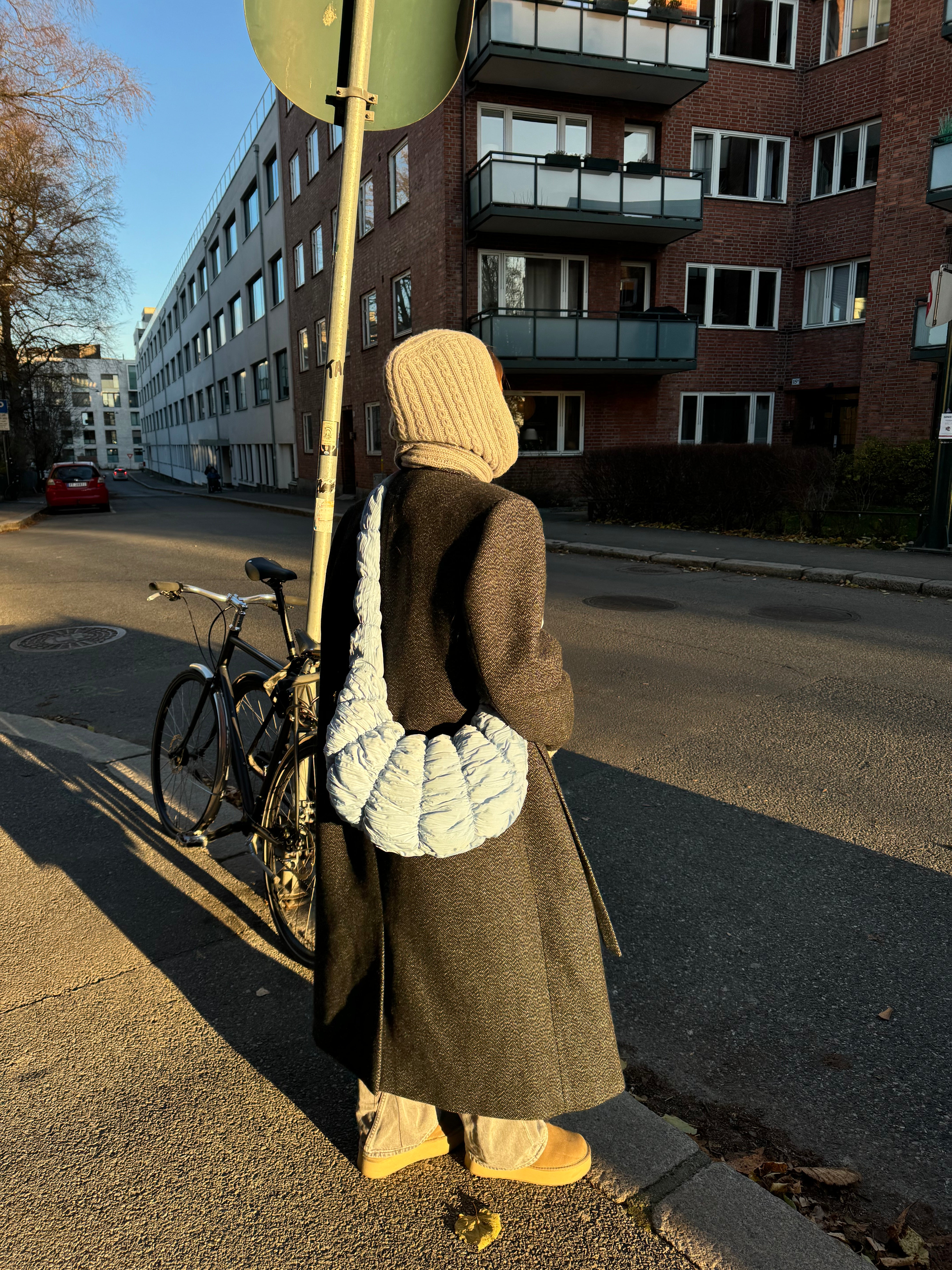 Thelma Hoodie Scarf – Ingrid Dyb